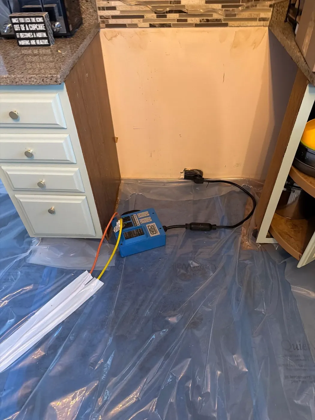 Air movers and dehumidifiers running in Berkshire Indiana home dry-out