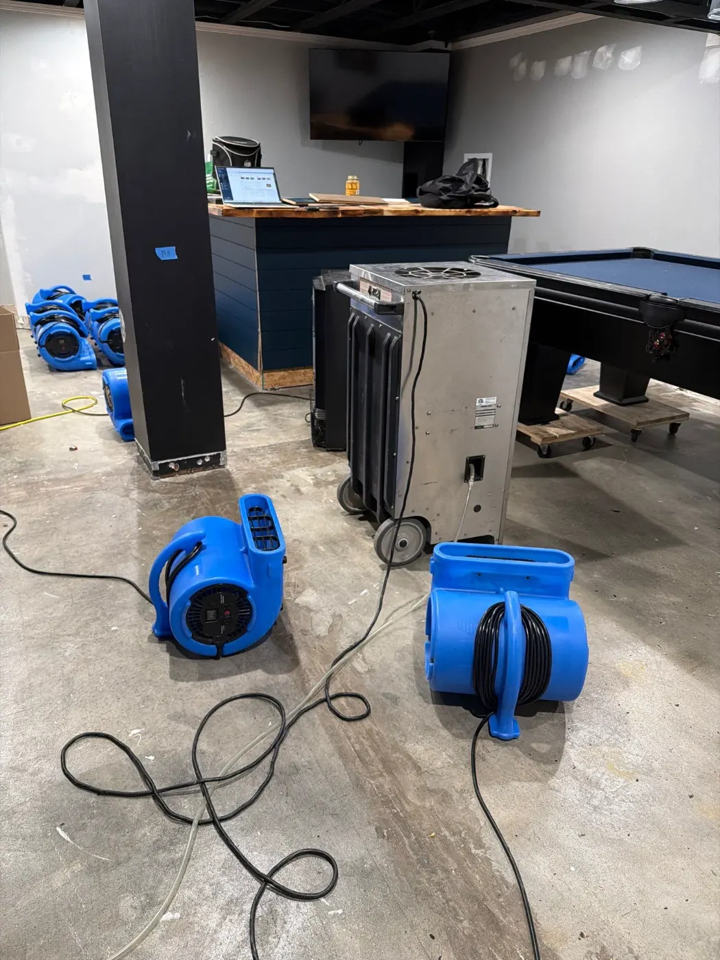 After-hours dry-out at Berkshire commercial property